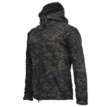 Load image into Gallery viewer, Wholesale Men's Outdoor Softshell Windproof Tactical Jacket Camouflage